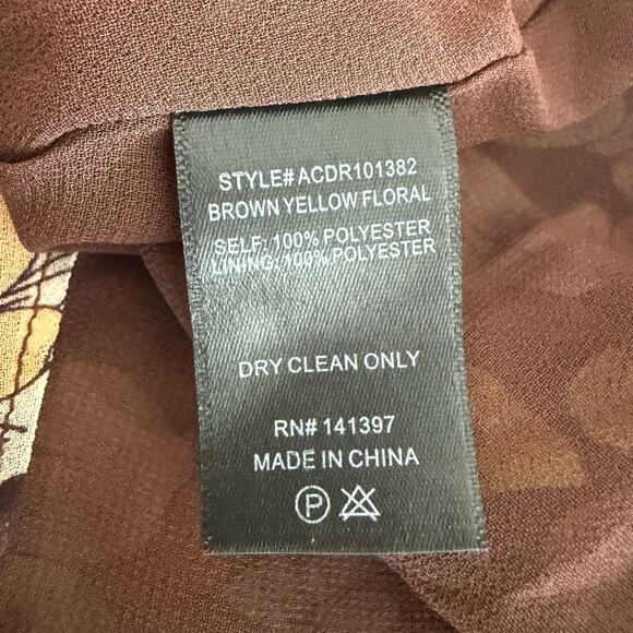 ASTR The Label Teyla Mini Dress in Brown & Yellow Floral NWT- Large - Picture 10 of 10